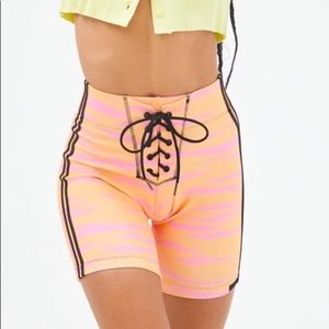 UO Neon Lace Up High Rise Biker Shorts XS